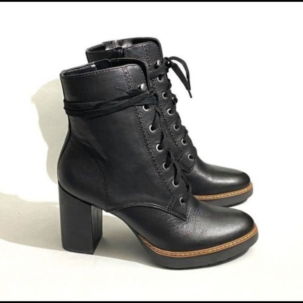 Naturalizer Black Leather Heel Lace Up Boot | 8.5